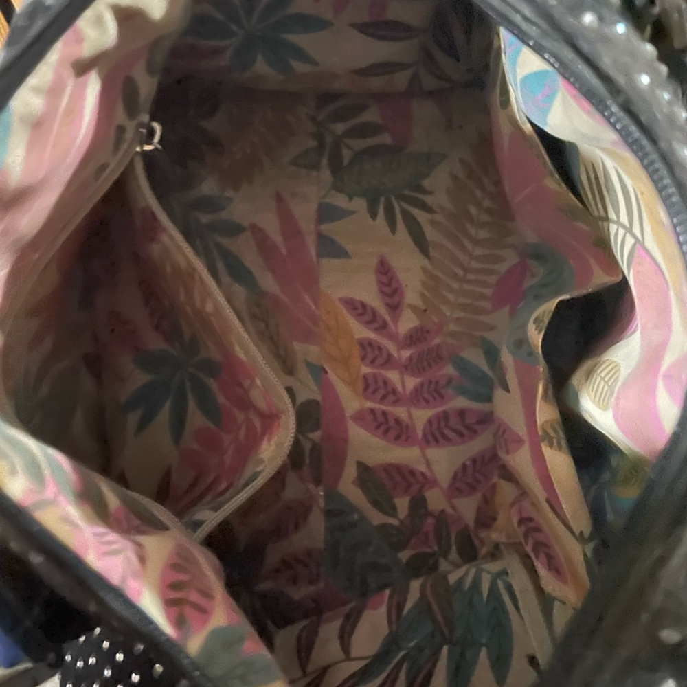 Purse got from Vegas, black small strap. Some kind of gems (not for me any more)